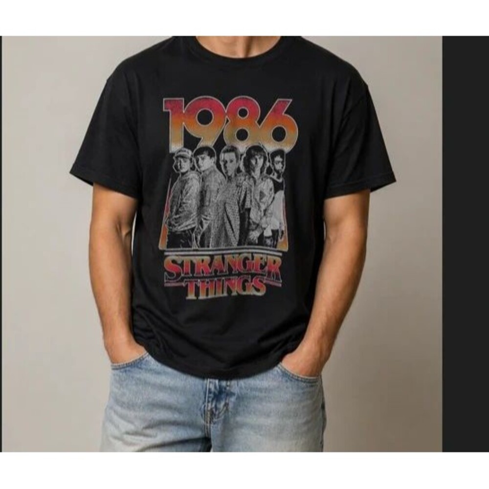 Stranger Things 1986 Graphic T-Shirt Black Netflix Tee Size XL Retro TV Show